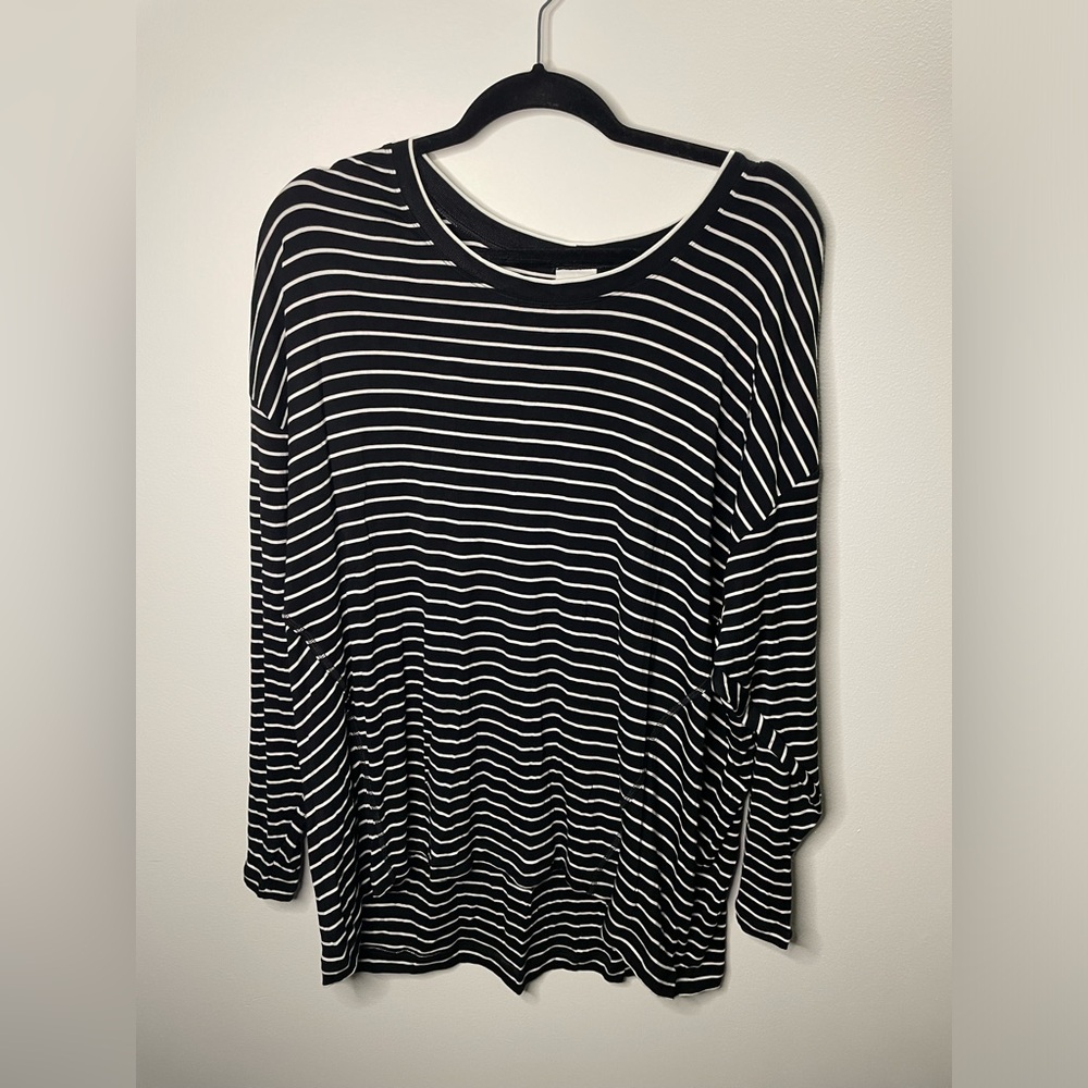 Cabi Style 4005 Black and White Striped crosswalk Tee Long Sleeve Soft Comfy